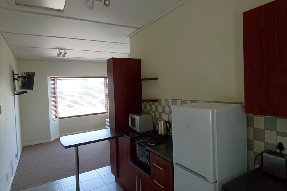 Bachelor apartment let in West Hill, Grahamstown, Makhanda - 1GC1669109 Bachelor apartment let in West Hill, Grahamstown, Makhanda - 1GC1669109