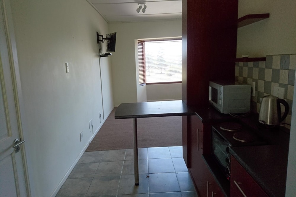 Bachelor apartment let in West Hill, Grahamstown, Makhanda - 1GC1669109 Bachelor apartment let in West Hill, Grahamstown, Makhanda - 1GC1669109