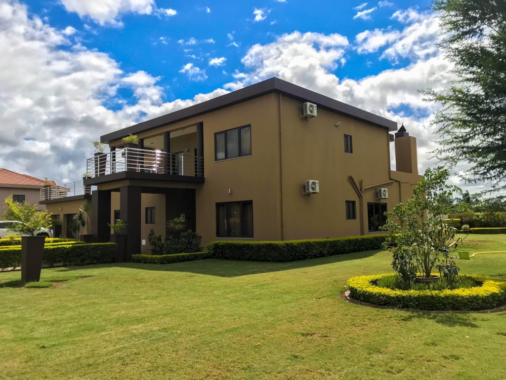 House for sale in Matola, Mozambique - 3MQ1361357