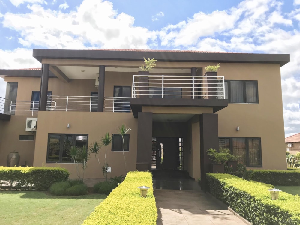 House for sale in Matola, Mozambique - 3MQ1361357