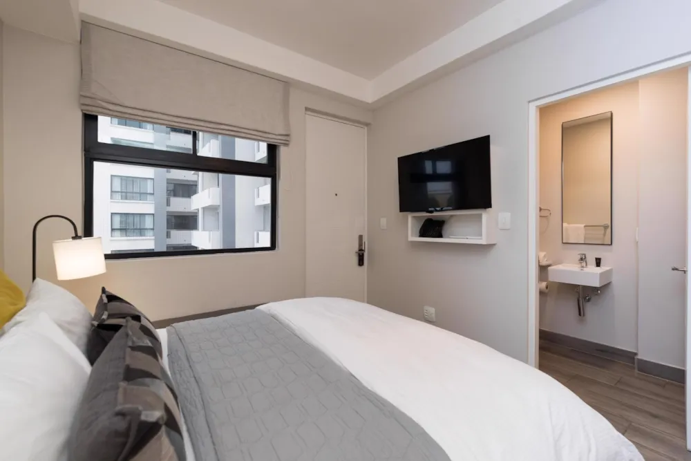 Apartment for sale in Menlyn - PT1408102 Apartment for sale in Menlyn - PT1408102
