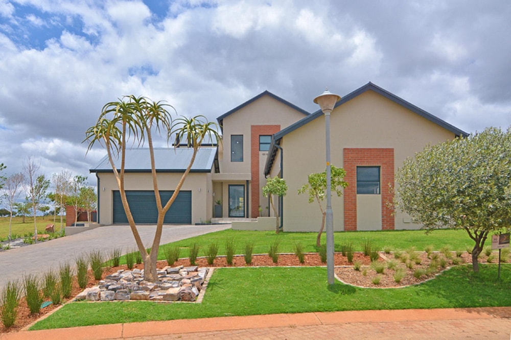 Double-storey house for sale in Copperleaf - 1CU1735853 Double-storey house for sale in Copperleaf - 1CU1735853