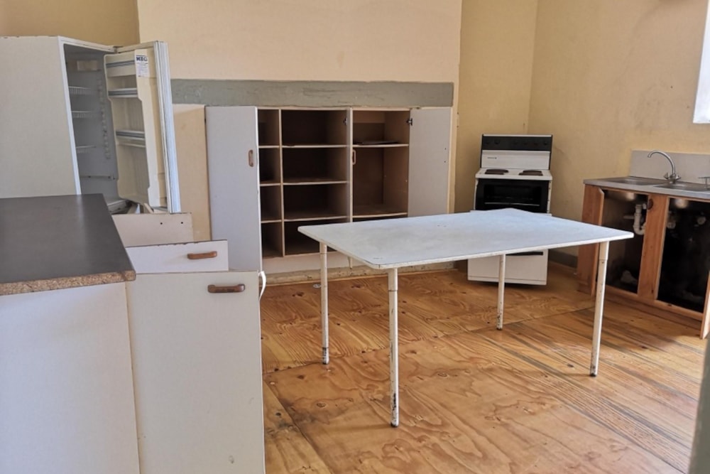 Double-storey house to rent in Grahamstown Central (Makhanda Central)  - 1GC1710580 Double-storey house to rent in Grahamstown Central (Makhanda Central)  - 1GC1710580