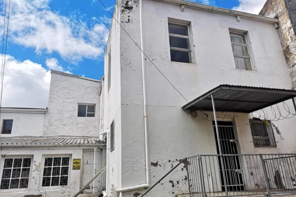 Double-storey house to rent in Grahamstown Central (Makhanda Central) - 1GC1748811 Double-storey house to rent in Grahamstown Central (Makhanda Central) - 1GC1748811