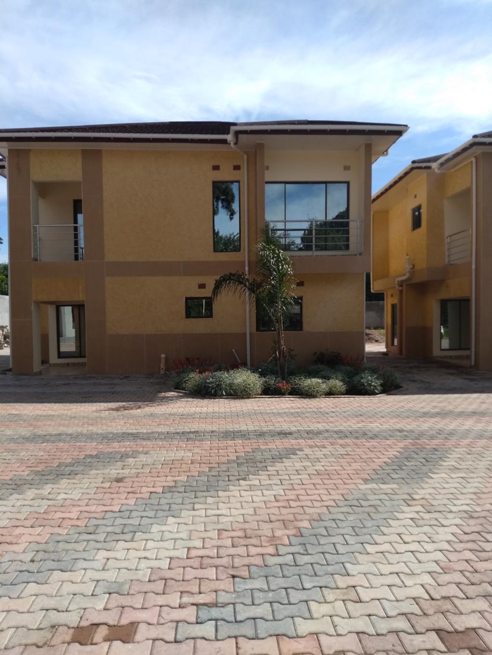 Double-storey apartment to rent in Woodlands, Zambia - 3ZA1678884 Double-storey apartment to rent in Woodlands, Zambia - 3ZA1678884