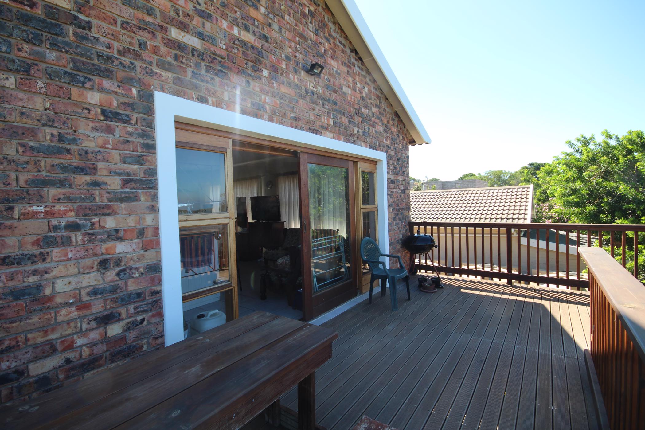 Bachelor apartment to rent in West Bank, Port Alfred - 1PF1737148