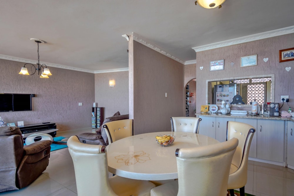 Apartment for sale in North Beach Durban - 1DA1425521 Apartment for sale in North Beach Durban - 1DA1425521