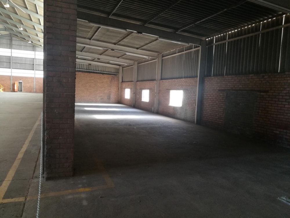 Commercial industrial property for sale in Kimberley - 1KJ1666784 Commercial industrial property for sale in Kimberley - 1KJ1666784