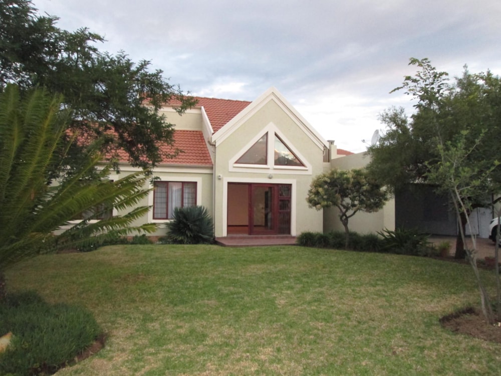 Cluster to rent in Broadacres - FYL1724010 Cluster to rent in Broadacres - FYL1724010