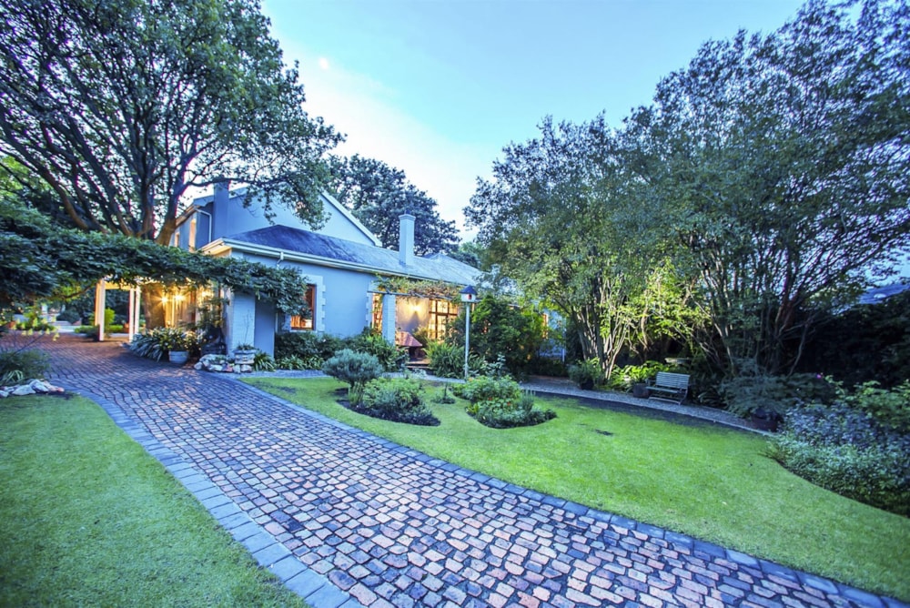 Double-storey house for sale in Oaklands, Johannesburg - HP1689489