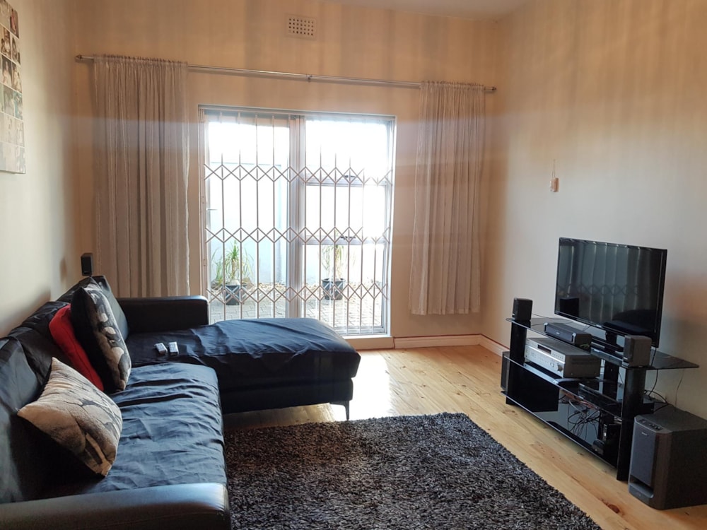 Apartment to rent in Claremont, Cape Town - RBL1719825 Apartment to rent in Claremont, Cape Town - RBL1719825