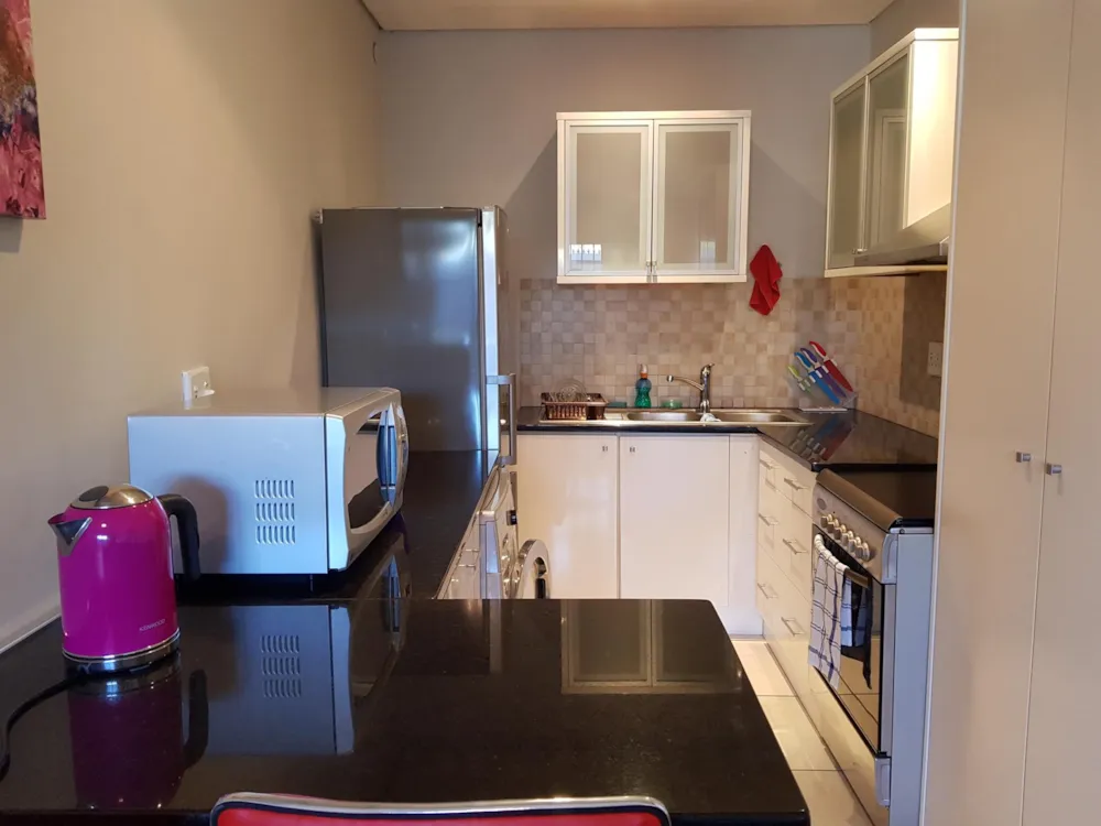 Apartment let in Claremont, Cape Town - RBL1719825 Apartment let in Claremont, Cape Town - RBL1719825