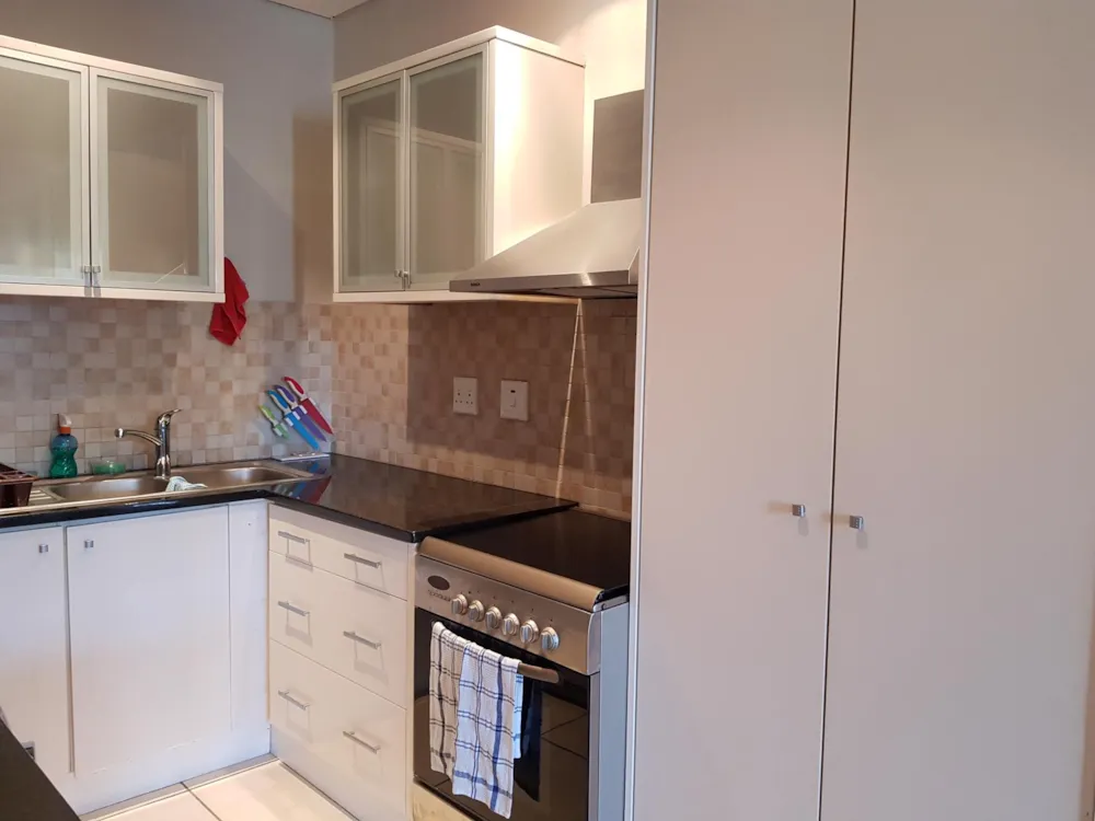 Apartment let in Claremont, Cape Town - RBL1719825 Apartment let in Claremont, Cape Town - RBL1719825