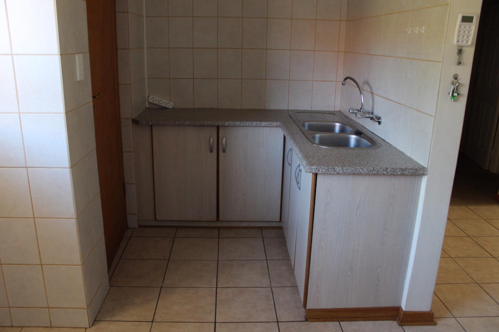 Townhouse to rent in Woodland Hills - 1BX1744534