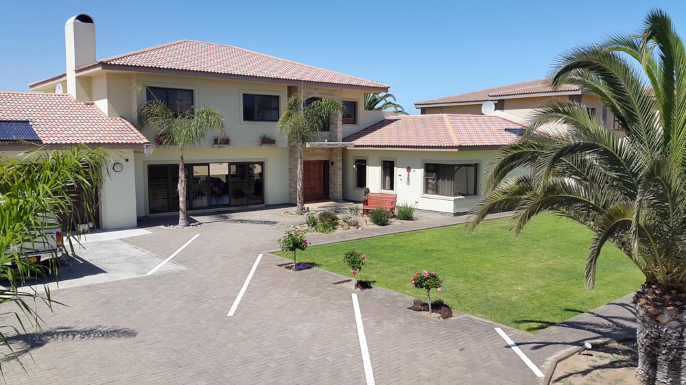 House let in Kramersdorf, Namibia - 3NM1671663 House let in Kramersdorf, Namibia - 3NM1671663