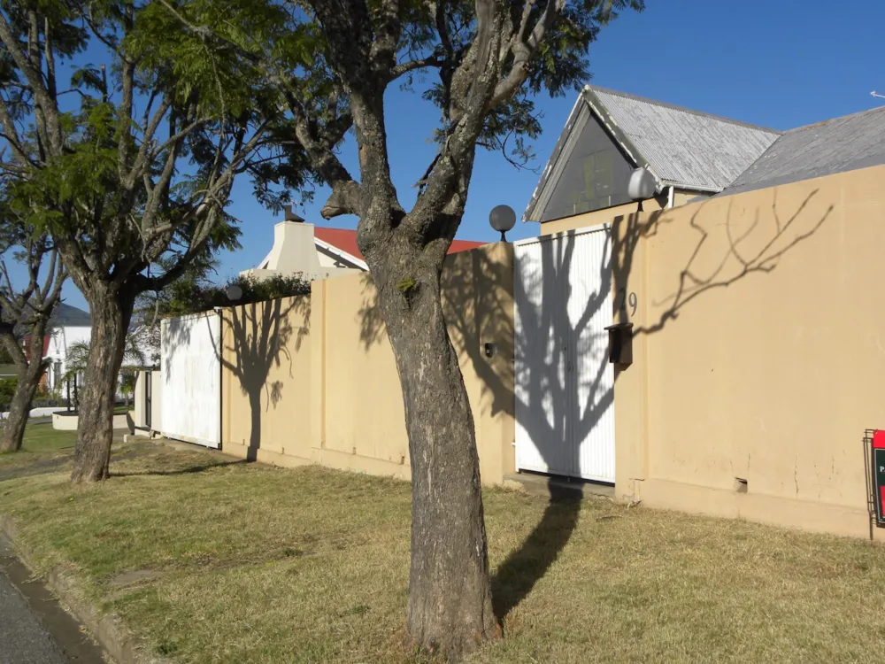 House for sale in Somerset East - 1KK1438709 House for sale in Somerset East - 1KK1438709