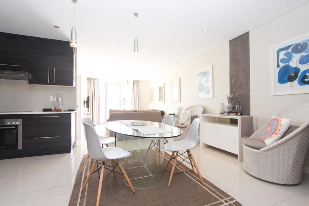 Apartment to rent in Big Bay - 1TV1738990