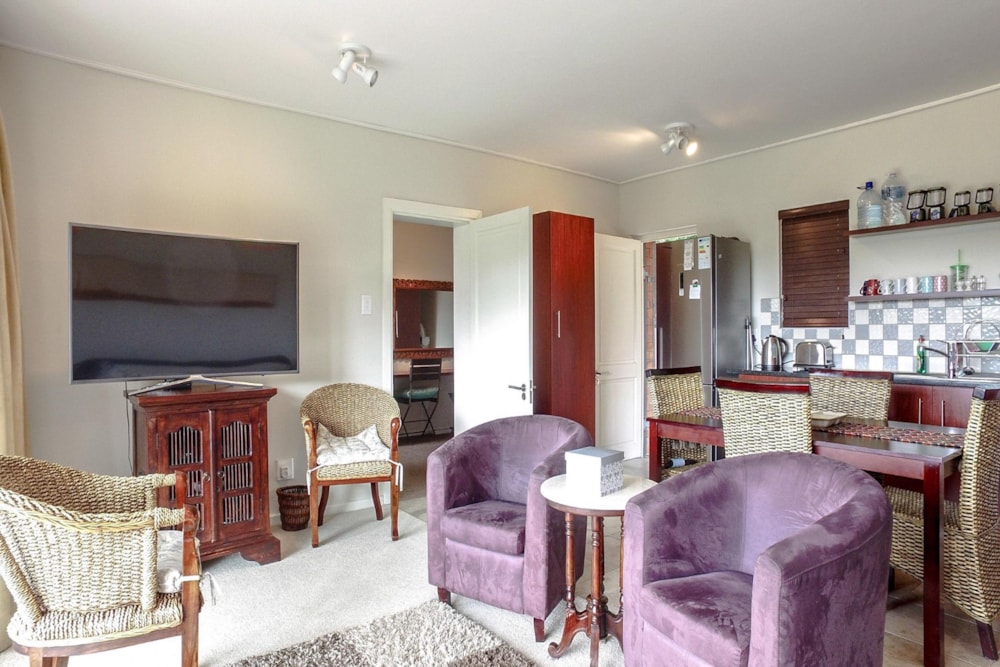 Apartment for sale in West Hill, Grahamstown, Makhanda - 1GC1430659 Apartment for sale in West Hill, Grahamstown, Makhanda - 1GC1430659