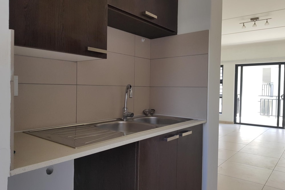 Bachelor apartment let in Dainfern Area - FYL1685772 Bachelor apartment let in Dainfern Area - FYL1685772