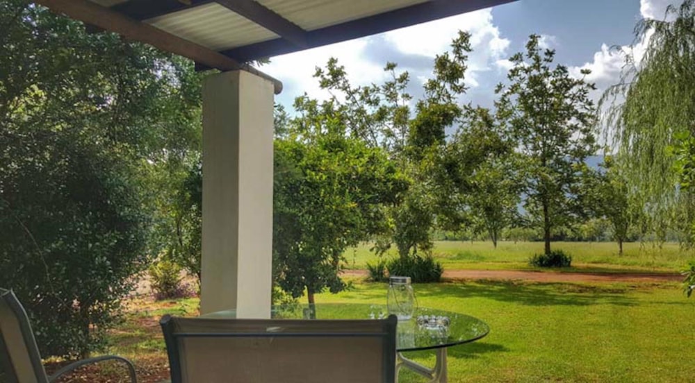 Smallholding for sale in Skeerpoort - 1HR1606652 Smallholding for sale in Skeerpoort - 1HR1606652