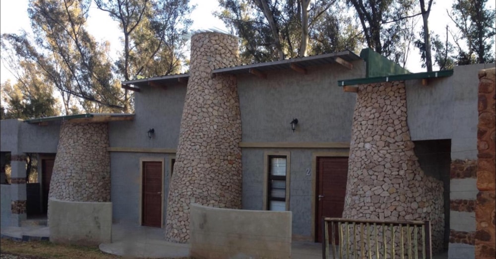 Mixed use farm for sale in Skeerpoort - 1HR1442584 Mixed use farm for sale in Skeerpoort - 1HR1442584