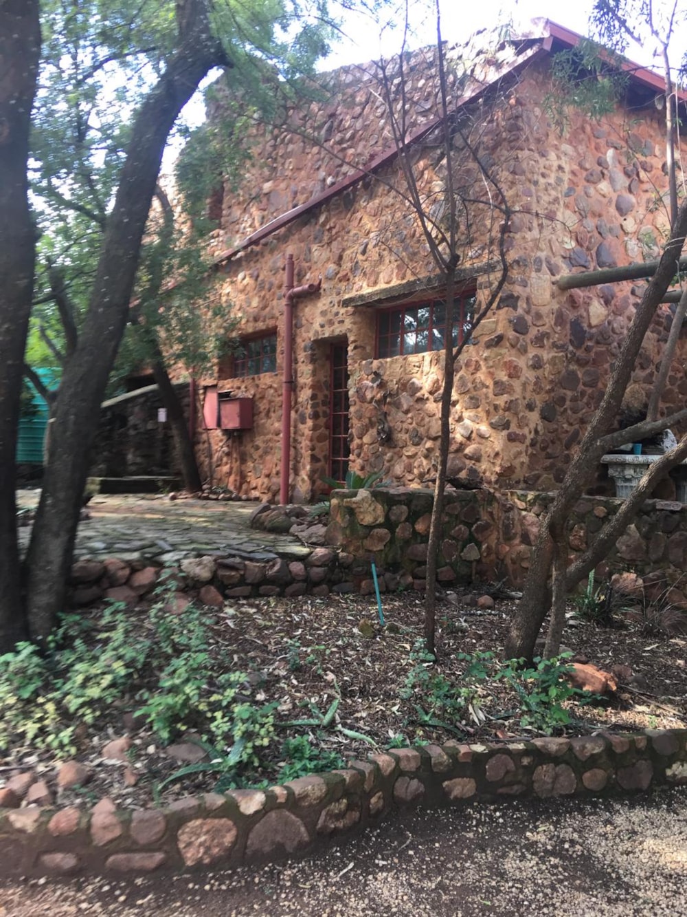 Mixed use farm for sale in Skeerpoort - 1HR1443554 Mixed use farm for sale in Skeerpoort - 1HR1443554