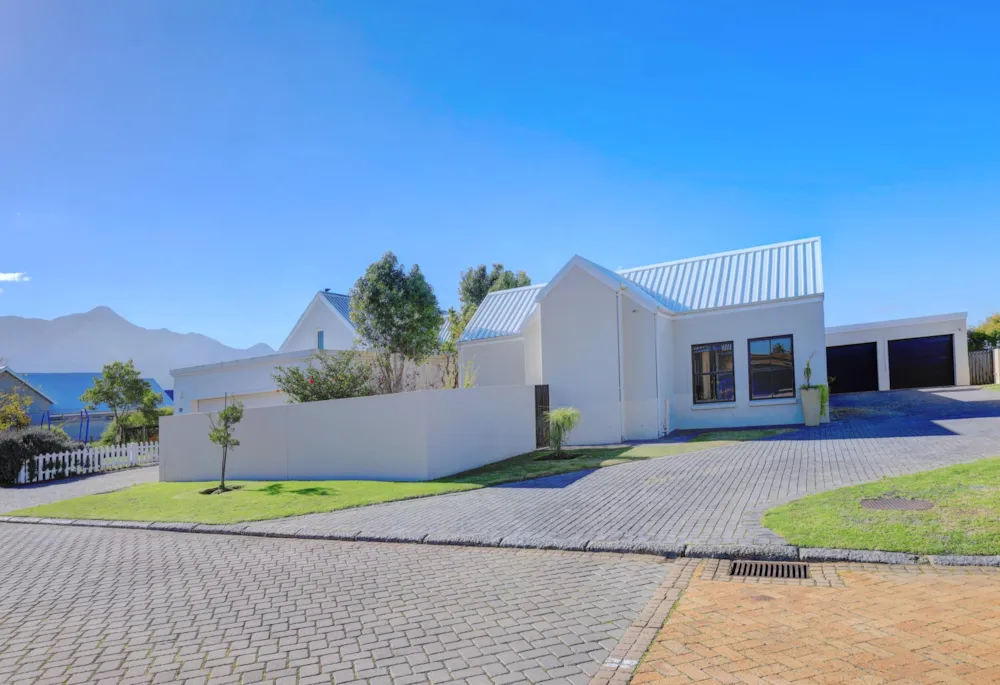 House let in Kingswood Golf Estate - GEO1726356 House let in Kingswood Golf Estate - GEO1726356