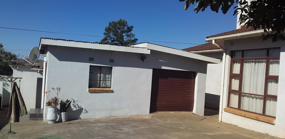 House for sale in Mthatha Rural - 1KK1446344 House for sale in Mthatha Rural - 1KK1446344