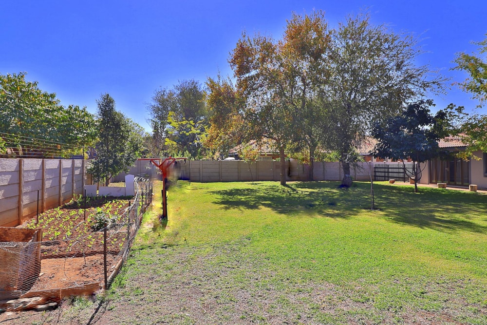 Vacant land for sale in Ellisras (Lephalale) - 1ER1447303 Vacant land for sale in Ellisras (Lephalale) - 1ER1447303