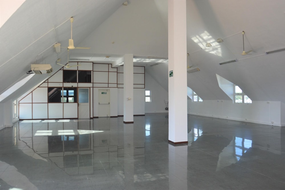 Commercial office to rent in Quatre Bornes, Mauritius - MCM1448333 Commercial office to rent in Quatre Bornes, Mauritius - MCM1448333