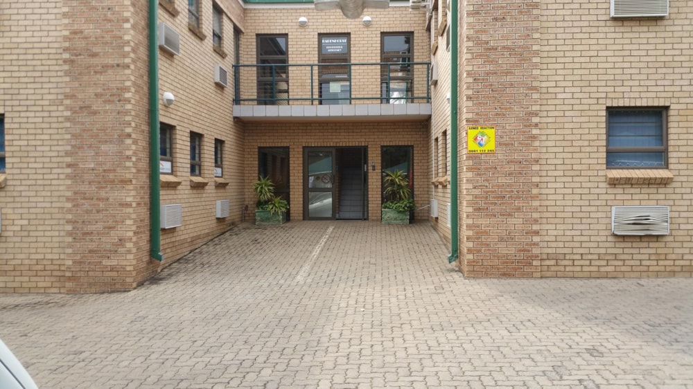 Commercial office to rent in Bendor Park - 1PS1727433