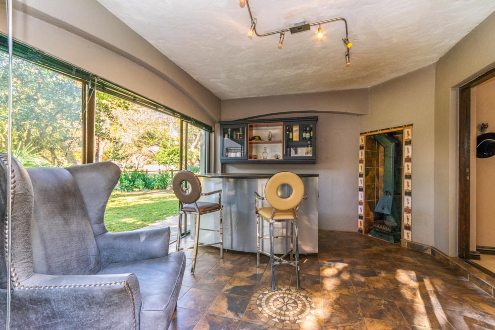 Security estate home to rent in Westlake, Hartbeespoort - 1HR1708359 Security estate home to rent in Westlake, Hartbeespoort - 1HR1708359