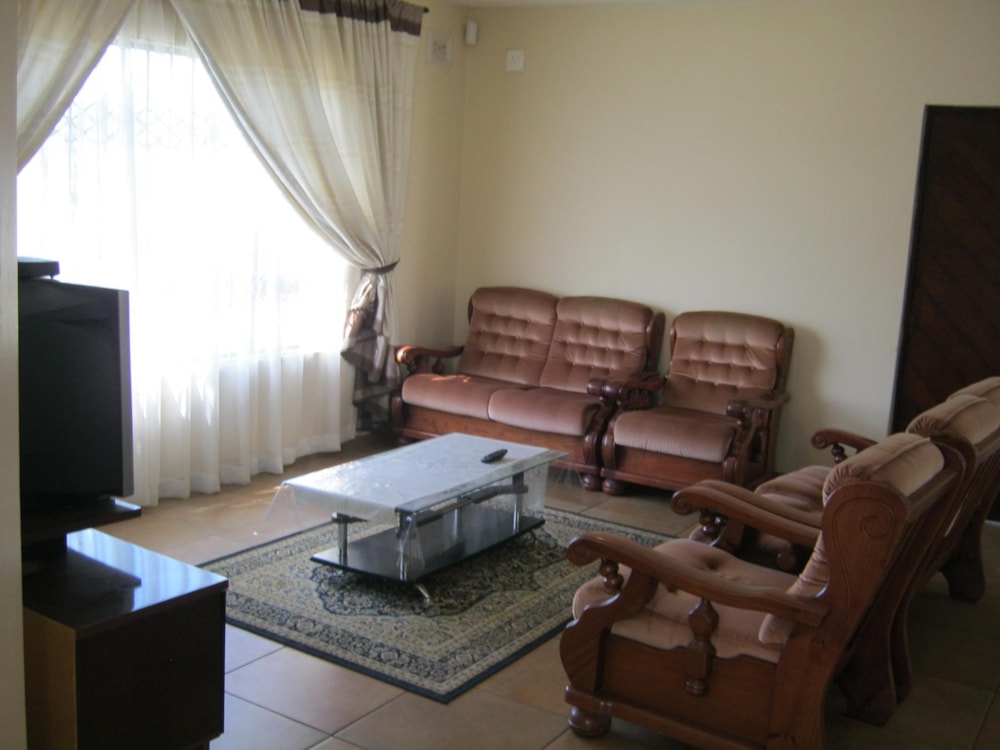 Double-storey house for sale in Palm Beach - 1PD1451396