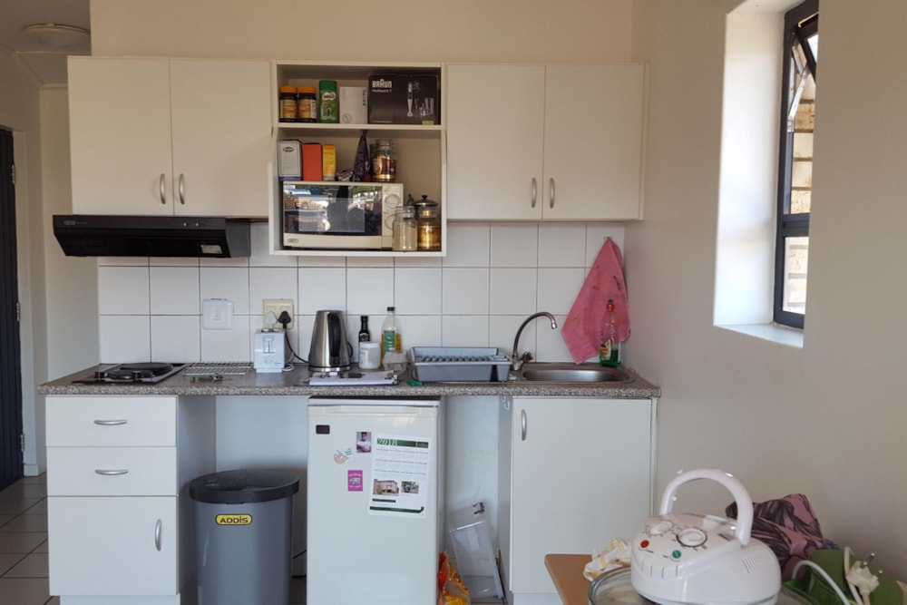 Apartment to rent in Grahamstown Central (Makhanda Central) - 1GC1748854 Apartment to rent in Grahamstown Central (Makhanda Central) - 1GC1748854