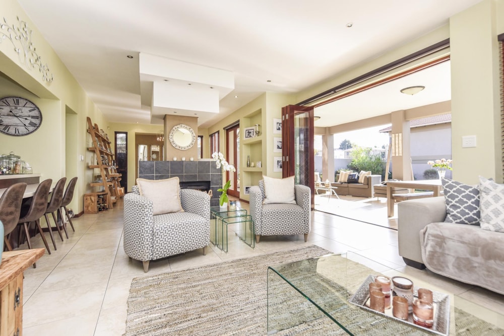 Double-storey house for sale in Broadacres - FW1747314