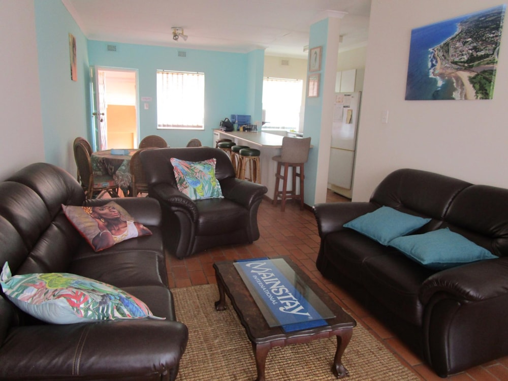 Double-storey apartment for sale in Scottburgh - 1si1453792