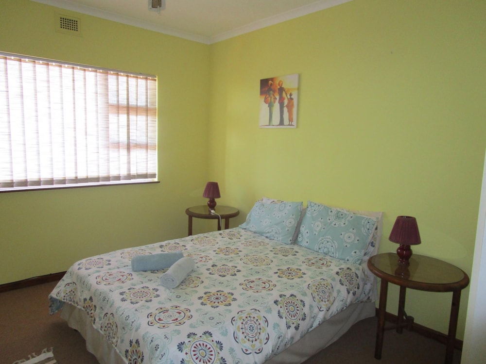 Double-storey apartment for sale in Scottburgh - 1si1453792