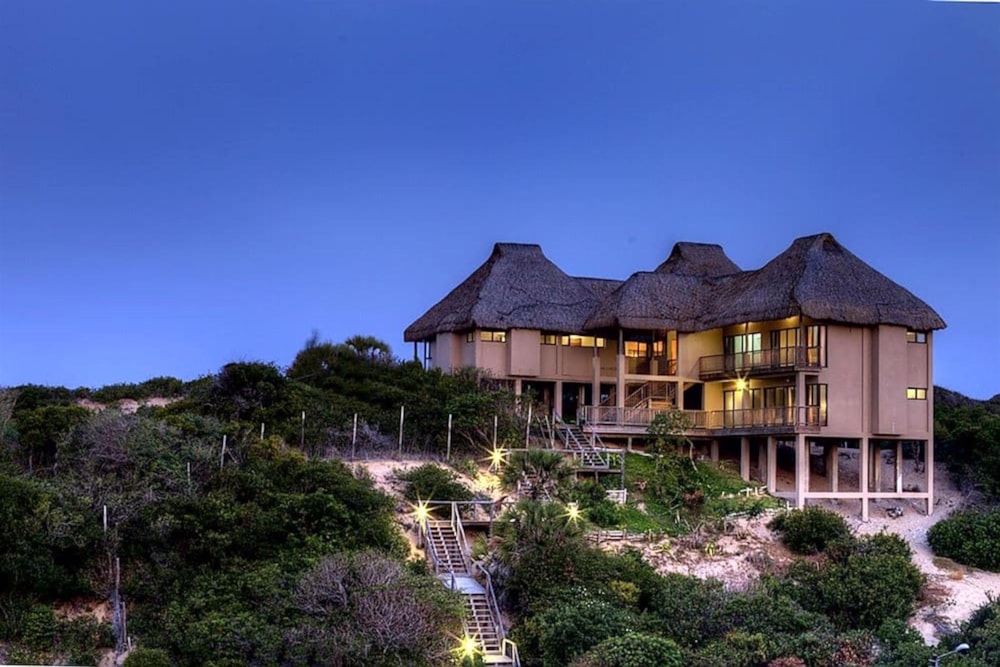 House for sale in Praia do Tofo, Mozambique - 3MQ1464212