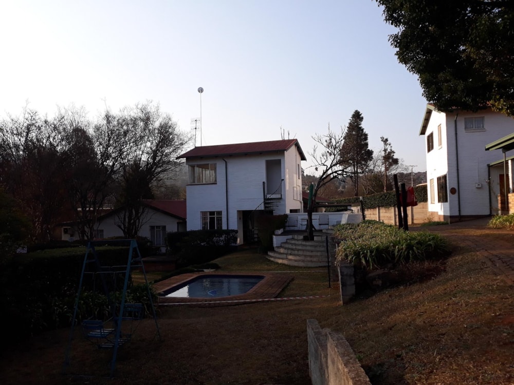 Security complex home for sale in Sabie - 1LY1456855 Security complex home for sale in Sabie - 1LY1456855
