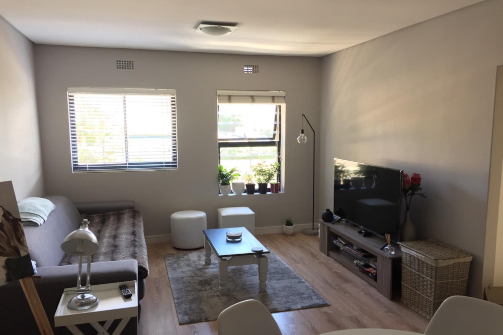 Apartment let in Kenilworth, Cape Town - RBL1707229 Apartment let in Kenilworth, Cape Town - RBL1707229