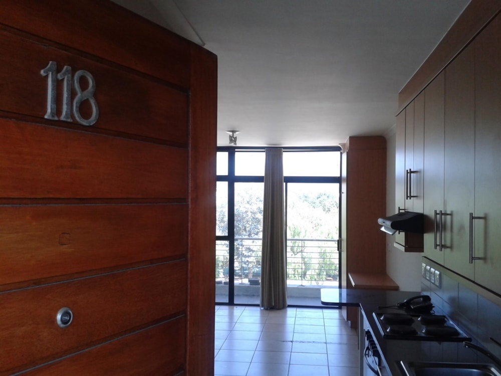 Bachelor apartment sold in Stellenbosch - ST1713857