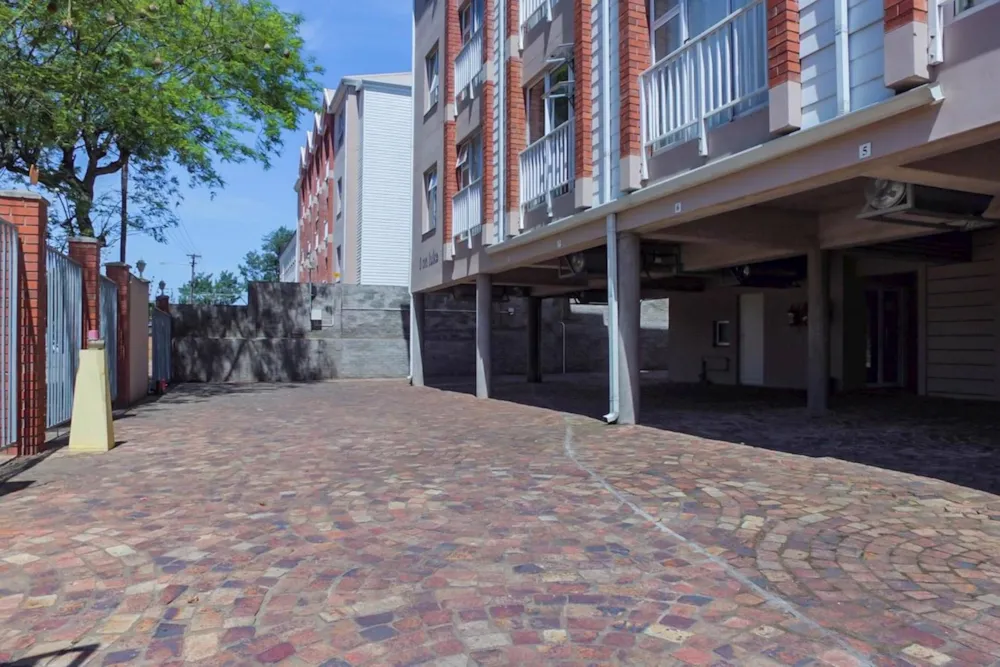 Apartment to rent in Grahamstown Central (Makhanda Central) - 1GC1748831 Apartment to rent in Grahamstown Central (Makhanda Central) - 1GC1748831