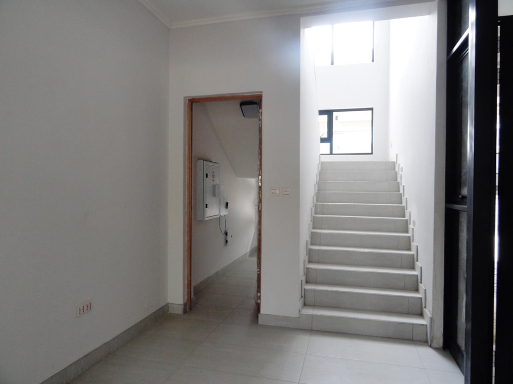 Townhouse to rent in Village, Botswana - 3BO1700821