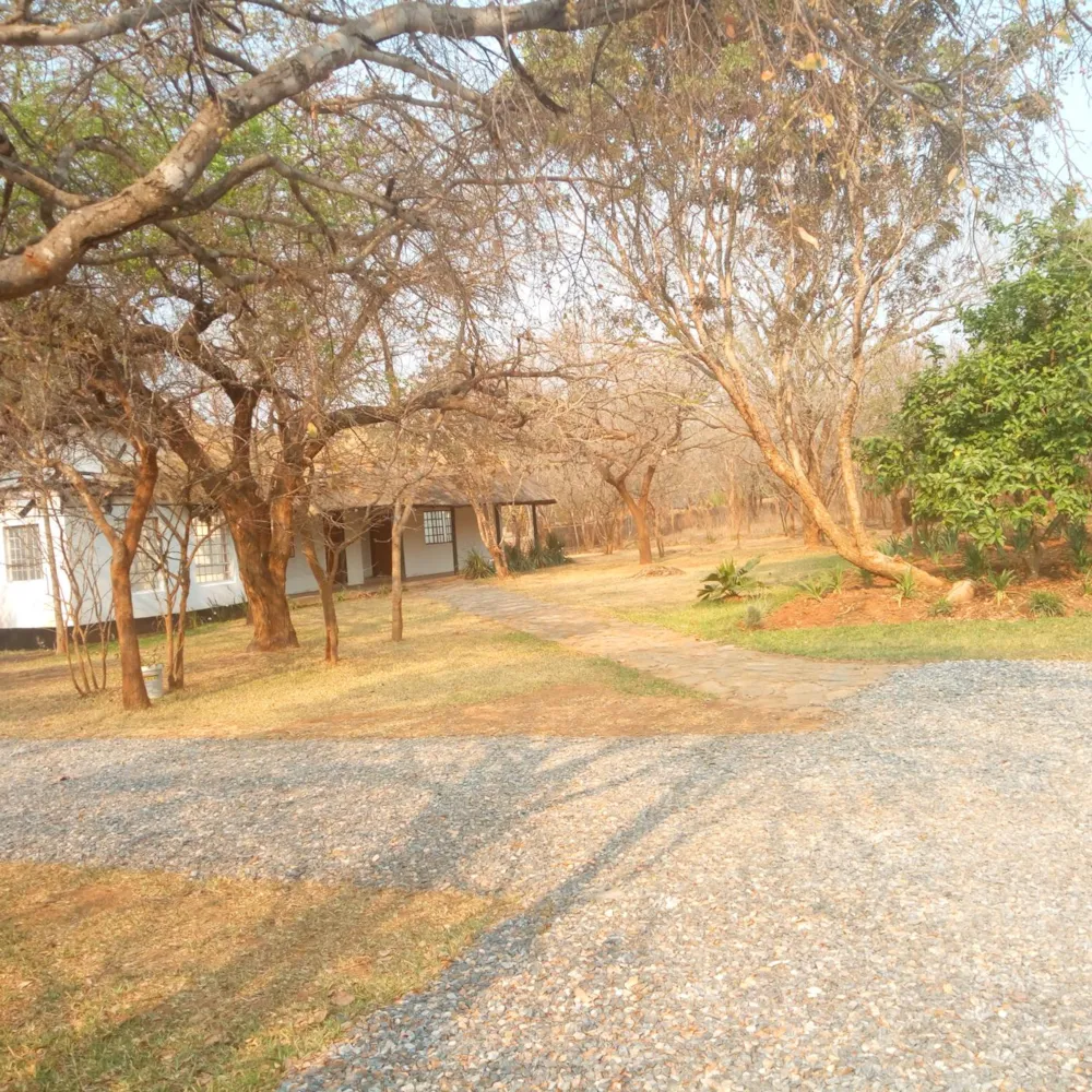 Security complex home to rent in Leopards Hill, Zambia - 3ZA1461267 Security complex home to rent in Leopards Hill, Zambia - 3ZA1461267