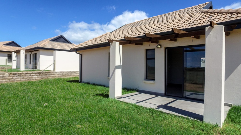 House for sale in Kidds Beach - 1ET1461651