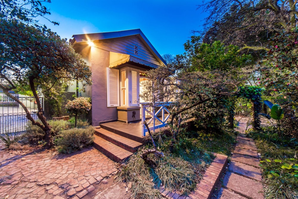 House for sale in Oaklands, Johannesburg - HP1717152