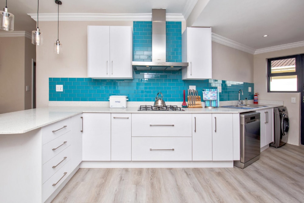 Double-storey house to rent in Leisure Isle - 1KG1460365 Double-storey house to rent in Leisure Isle - 1KG1460365