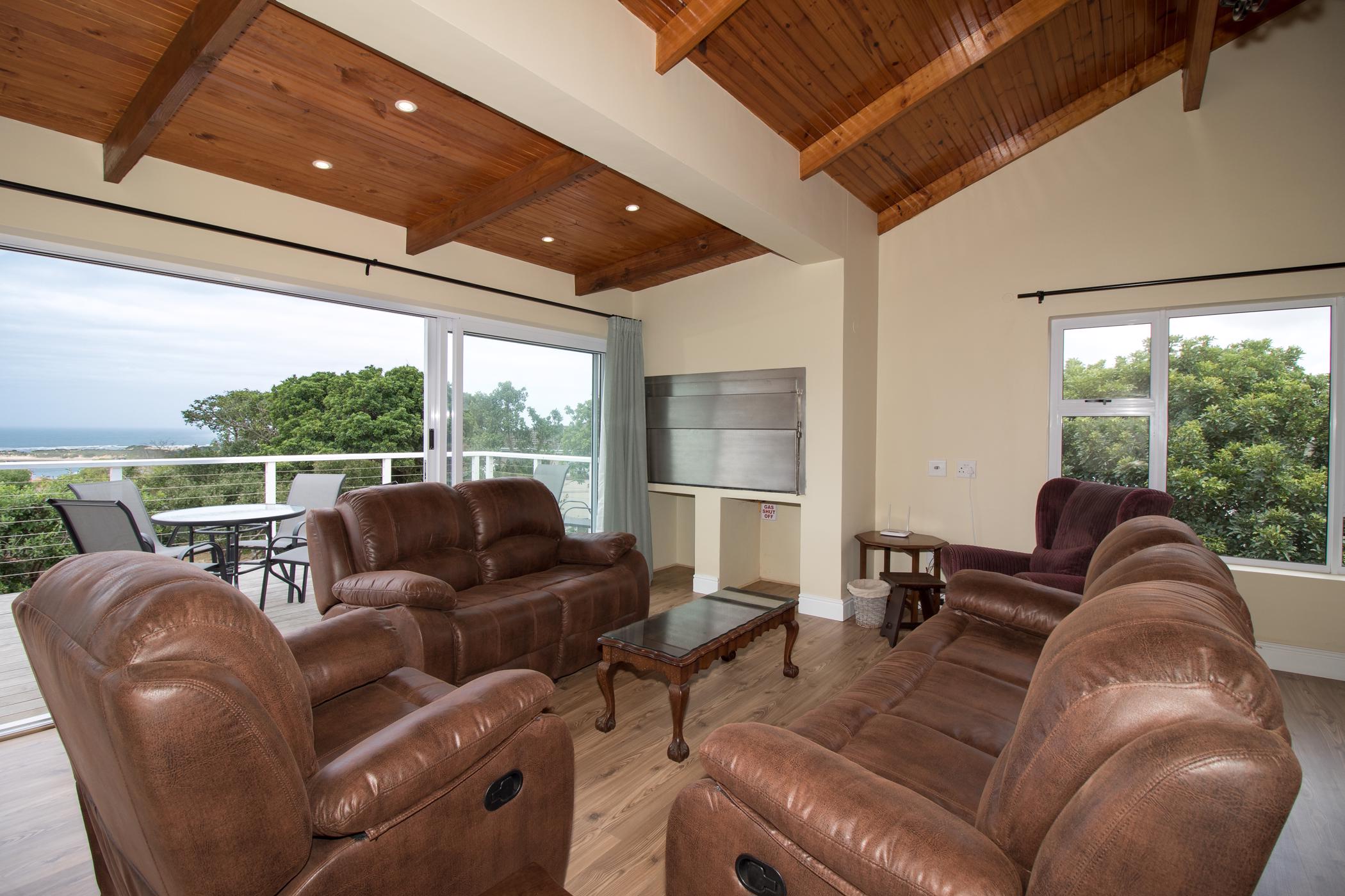 Double-storey house to rent in Kenton on Sea - 1KO1732972