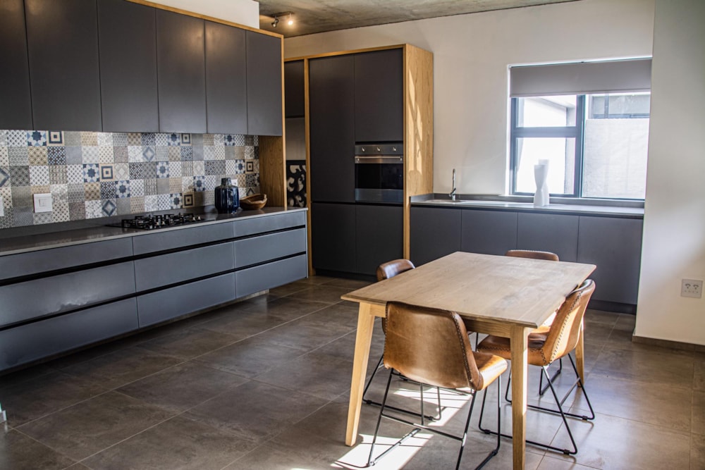 House to rent in Brooklyn, Pretoria East - PTL1720509 House to rent in Brooklyn, Pretoria East - PTL1720509