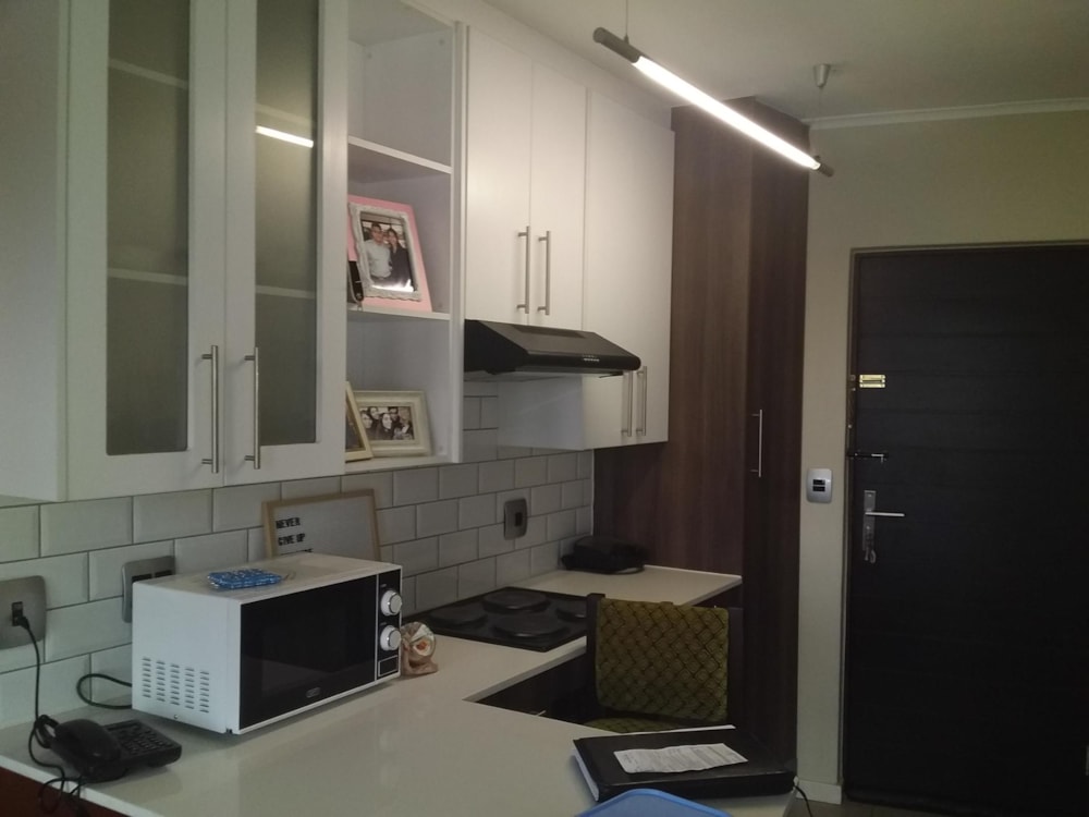 Bachelor apartment for sale in Hatfield - PT1463825